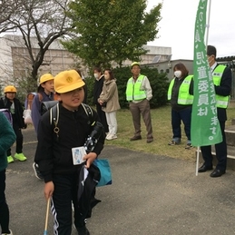 小中合同あいさつ運動